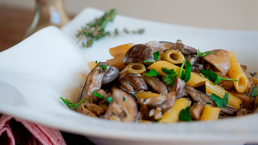 Volkoren penne ai funghi 880 x 495