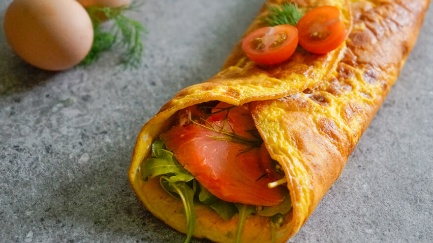 eiwrap met zalm