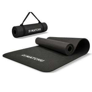 fitnessmat zwart hero shot en draagkoord