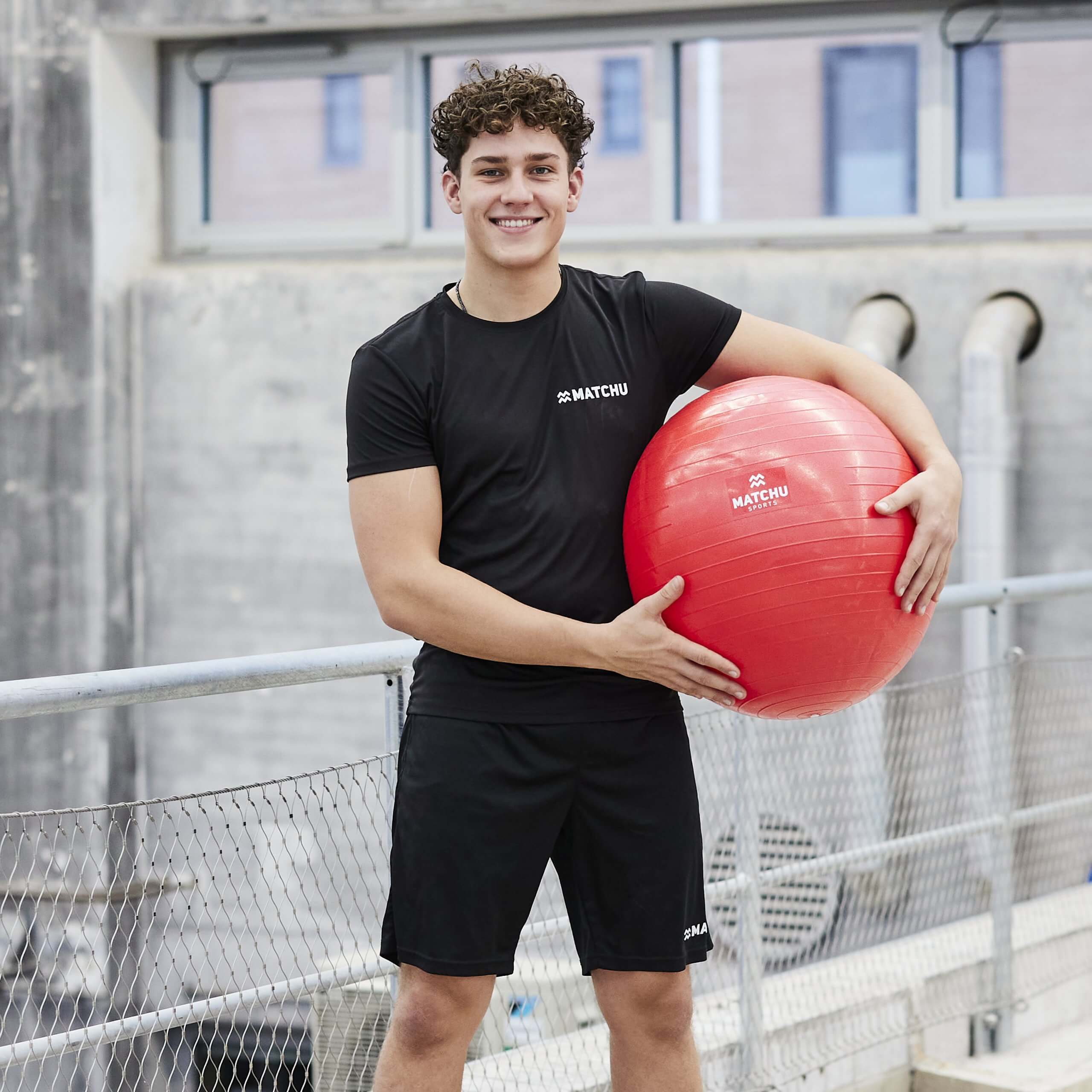 fitnessbal rood 55cm voorkant hold dex matchu