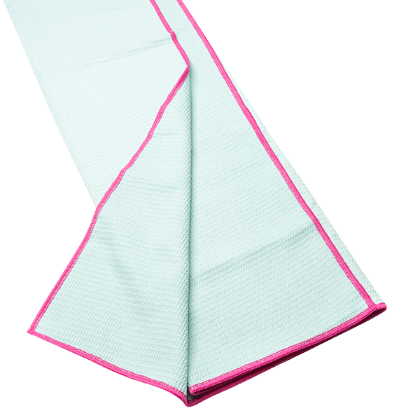 Yoga handdoek harmonic green gevouwen