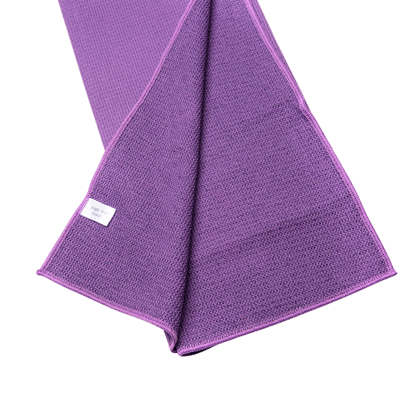 Yoga handdoek royal purple gevouwen